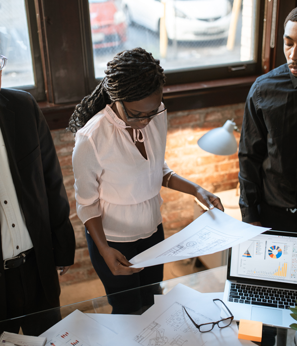 Tableau de bord de gestion de crédit en ligne avec indicateurs de performance